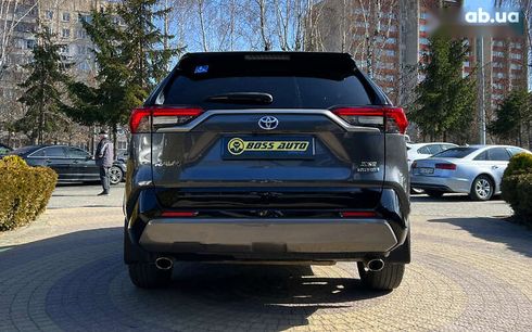 Toyota RAV4 2019 - фото 6