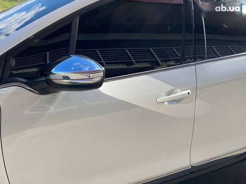 Peugeot 2008 2015 - фото 6