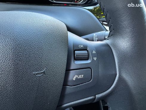 Peugeot 208 2019 серый - фото 32