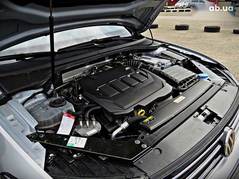 Volkswagen Passat 2020 - фото 24