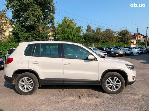 Volkswagen Tiguan 2012 белый - фото 4