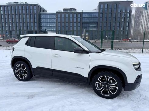 Jeep Avenger 2024 - фото 27