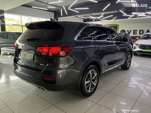 Kia Sorento 2019 - фото 4