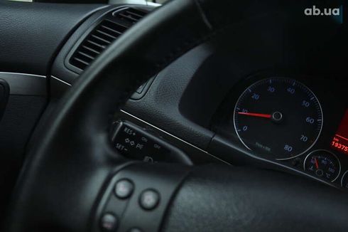 Volkswagen Touran 2007 - фото 19