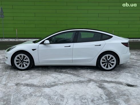 Tesla Model 3 2022 - фото 6