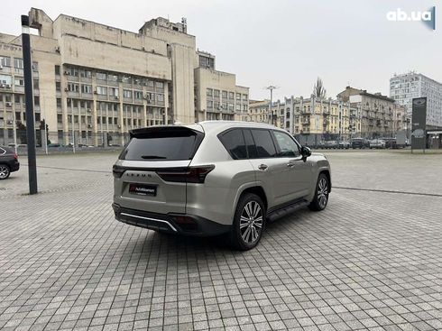Lexus LX 2022 - фото 7