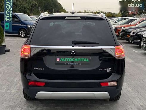 Mitsubishi Outlander 2015 - фото 7