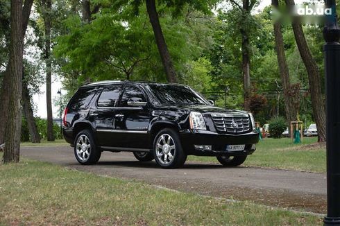 Cadillac Escalade 2008 - фото 24