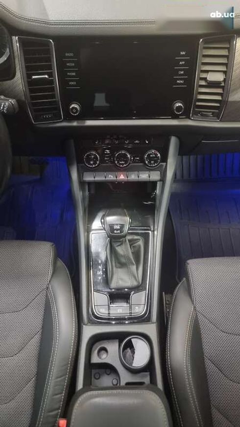 Skoda Kodiaq 2022 - фото 8