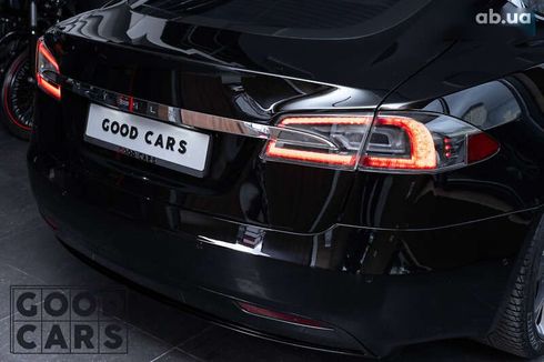 Tesla Model S 2019 - фото 26