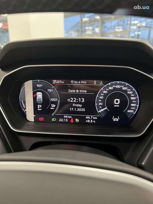 Audi Q4 e-tron 2024 - фото 13