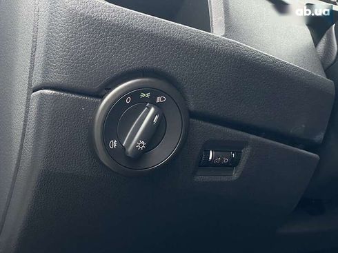 Volkswagen Caravelle 2019 - фото 15
