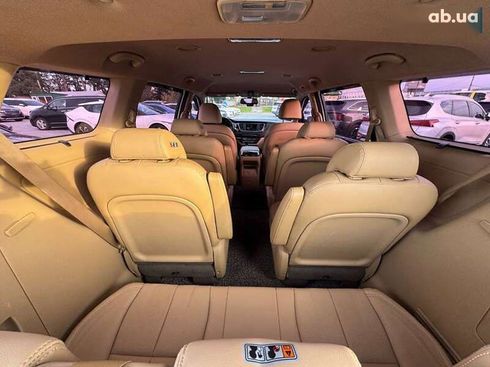 Kia Carnival 2019 - фото 26