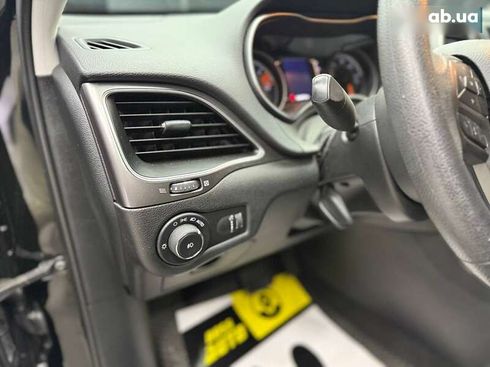 Jeep Cherokee 2018 - фото 18