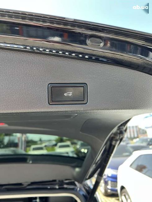 Volkswagen Touareg 2017 - фото 21