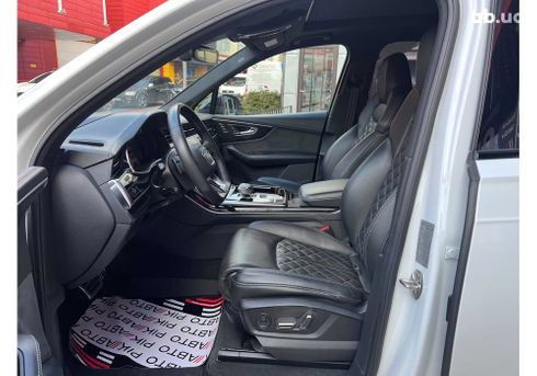 Audi Q7 2020 - фото 20