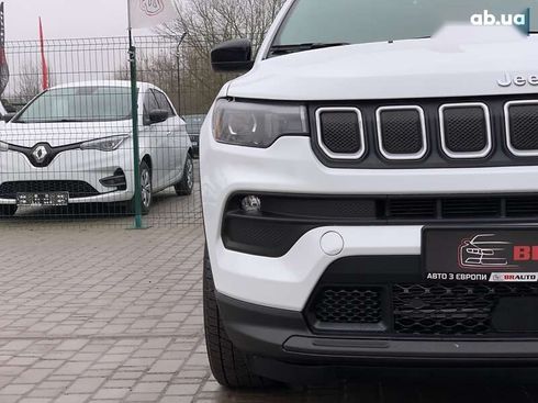 Jeep Compass 2021 - фото 9