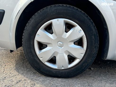 Renault Megane 2005 серый - фото 11