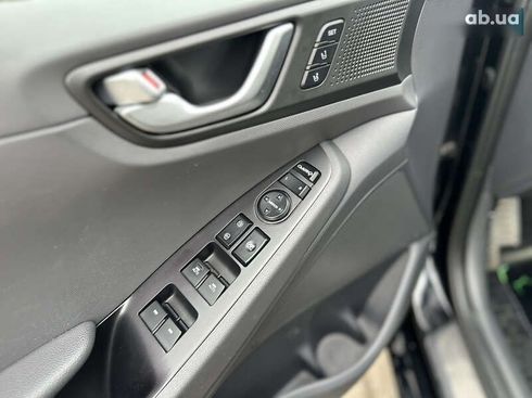Hyundai Ioniq 2018 - фото 15