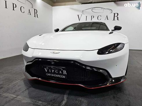 Aston Martin Vantage 2021 - фото 5