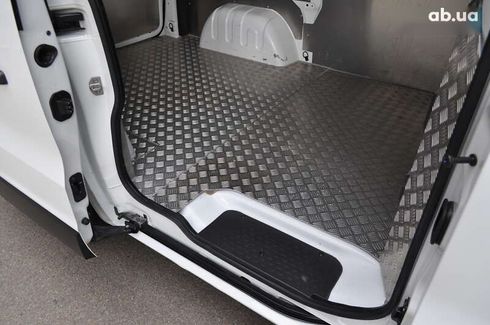 Renault Trafic 2021 - фото 21