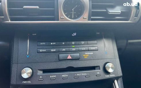 Lexus IS 2014 - фото 17