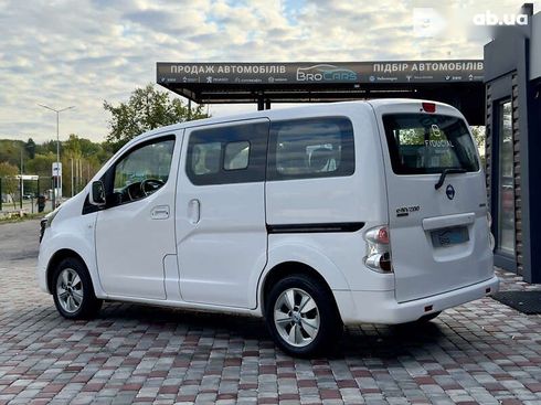 Nissan e-NV200 2017 - фото 7