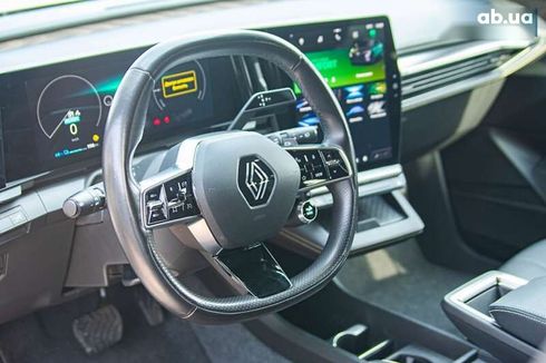 Renault Megane 2022 - фото 12