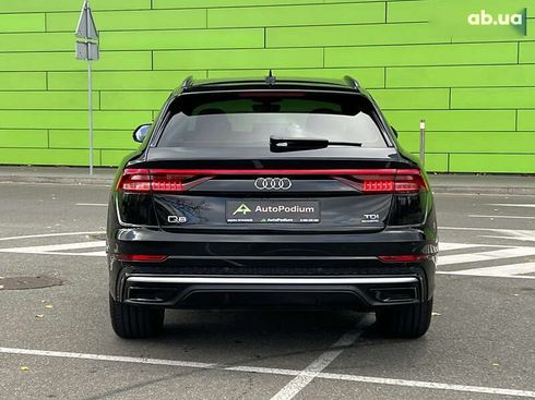 Audi Q8 2020 - фото 8