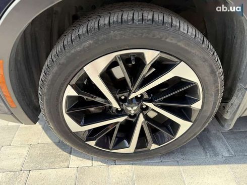 Mitsubishi Outlander 2021 - фото 7