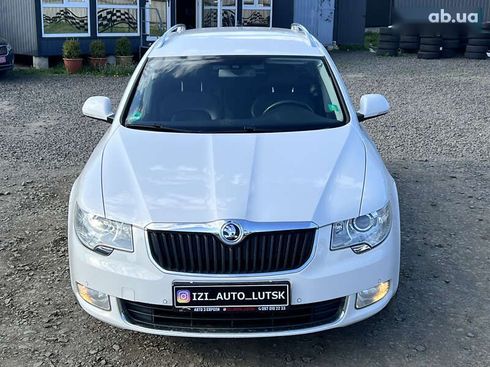 Skoda Superb 2012 - фото 3