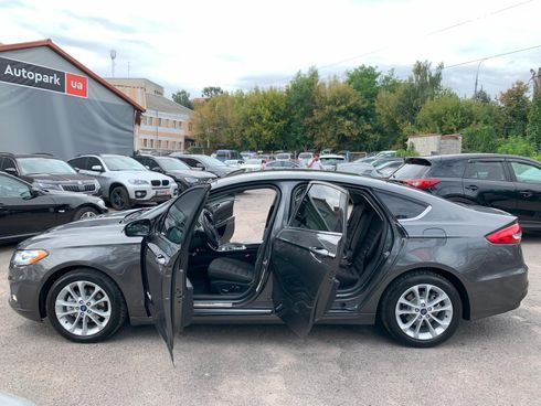 Ford Fusion 2018 серый - фото 17