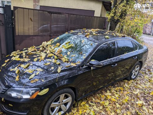 Volkswagen Passat 2012 черный - фото 10