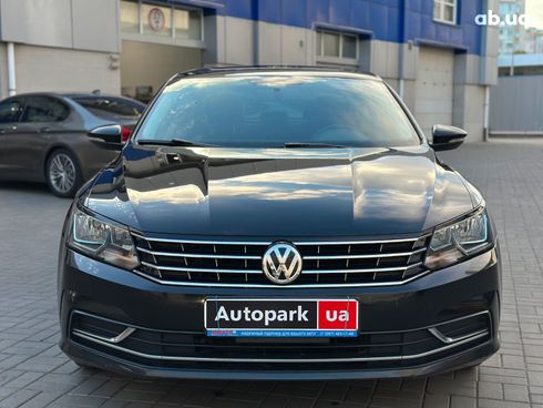 Volkswagen Passat 2016 черный - фото 2