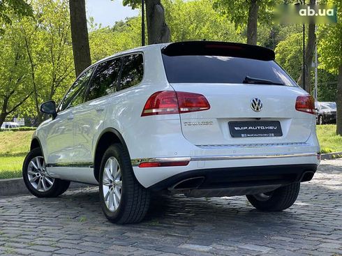 Volkswagen Touareg 2015 - фото 7