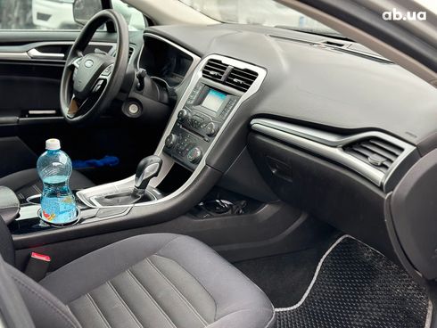 Ford Fusion 2015 серый - фото 15