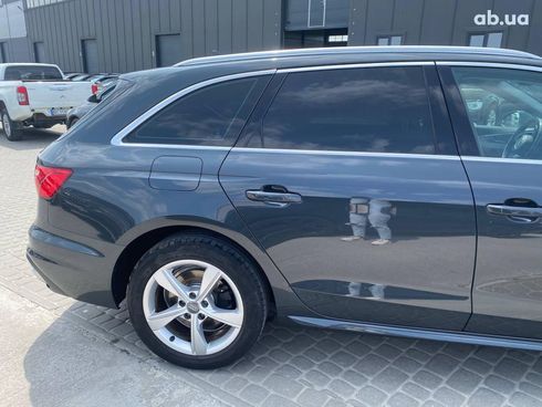 Audi A4 2020 серый - фото 12