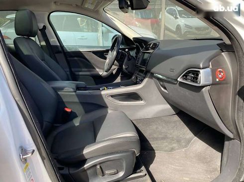 Jaguar F-Pace 2017 - фото 21