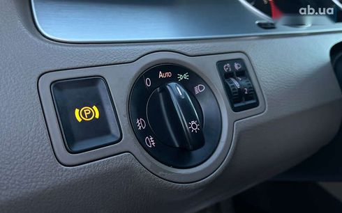 Volkswagen Passat 2010 - фото 12