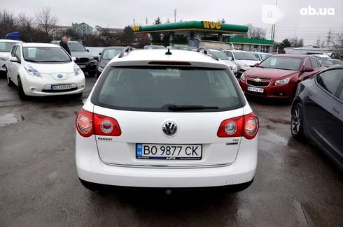Volkswagen Passat 2010 - фото 8