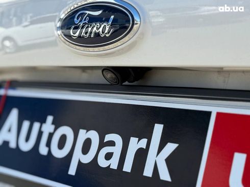 Ford Escape 2018 белый - фото 10