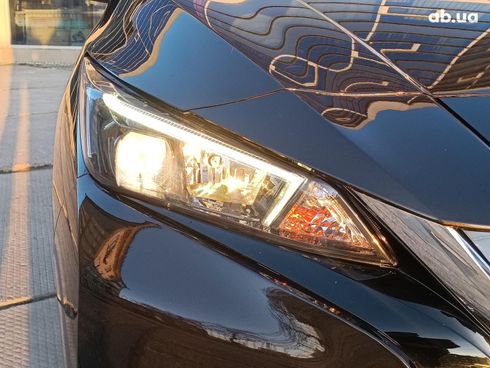 Nissan Leaf 2018 черный - фото 12