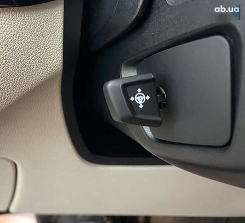 BMW 5 серия 2017 - фото 13