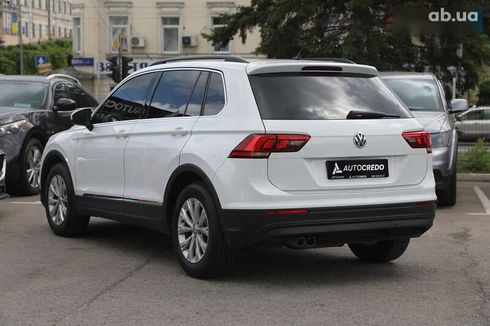 Volkswagen Tiguan 2018 - фото 6