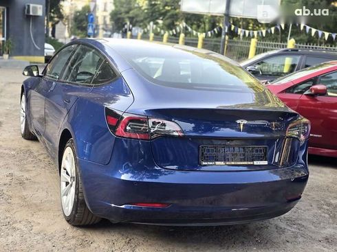 Tesla Model 3 2022 - фото 6