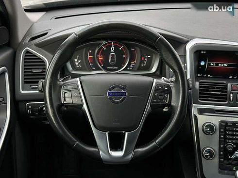 Volvo XC60 2016 - фото 28