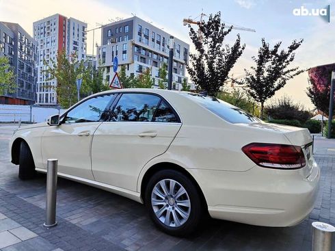 Mercedes-Benz E-Класс 2013 - фото 13