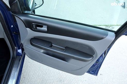 Ford Focus 2011 - фото 22