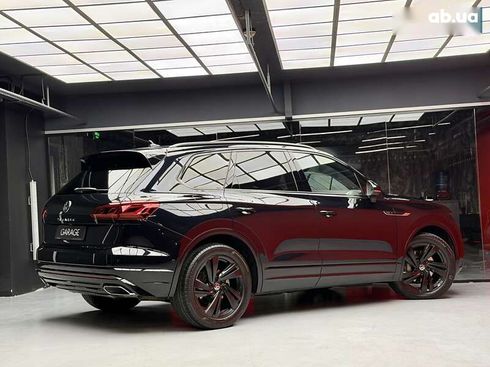 Volkswagen Touareg 2021 - фото 18