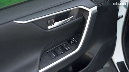 Toyota RAV4 2019 - фото 14